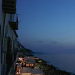 Terrazza Roberto 公寓 切法卢